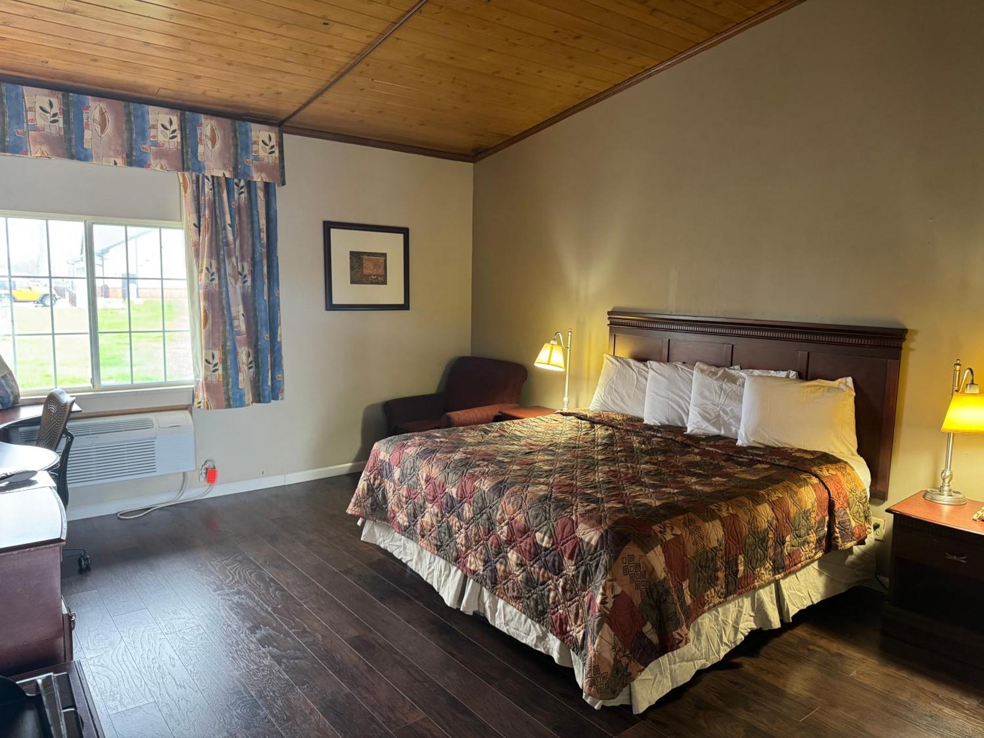 Town & Country Motel Clinton Eksteriør bilde